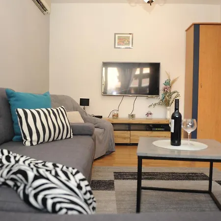 Apartman Santa Zára